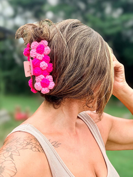Daisy Claw Clips - Leave note with color or vibe preference