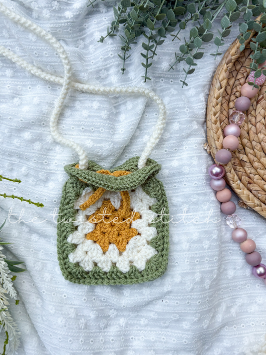 Fall Vibes Scalloped Granny Square Pouch