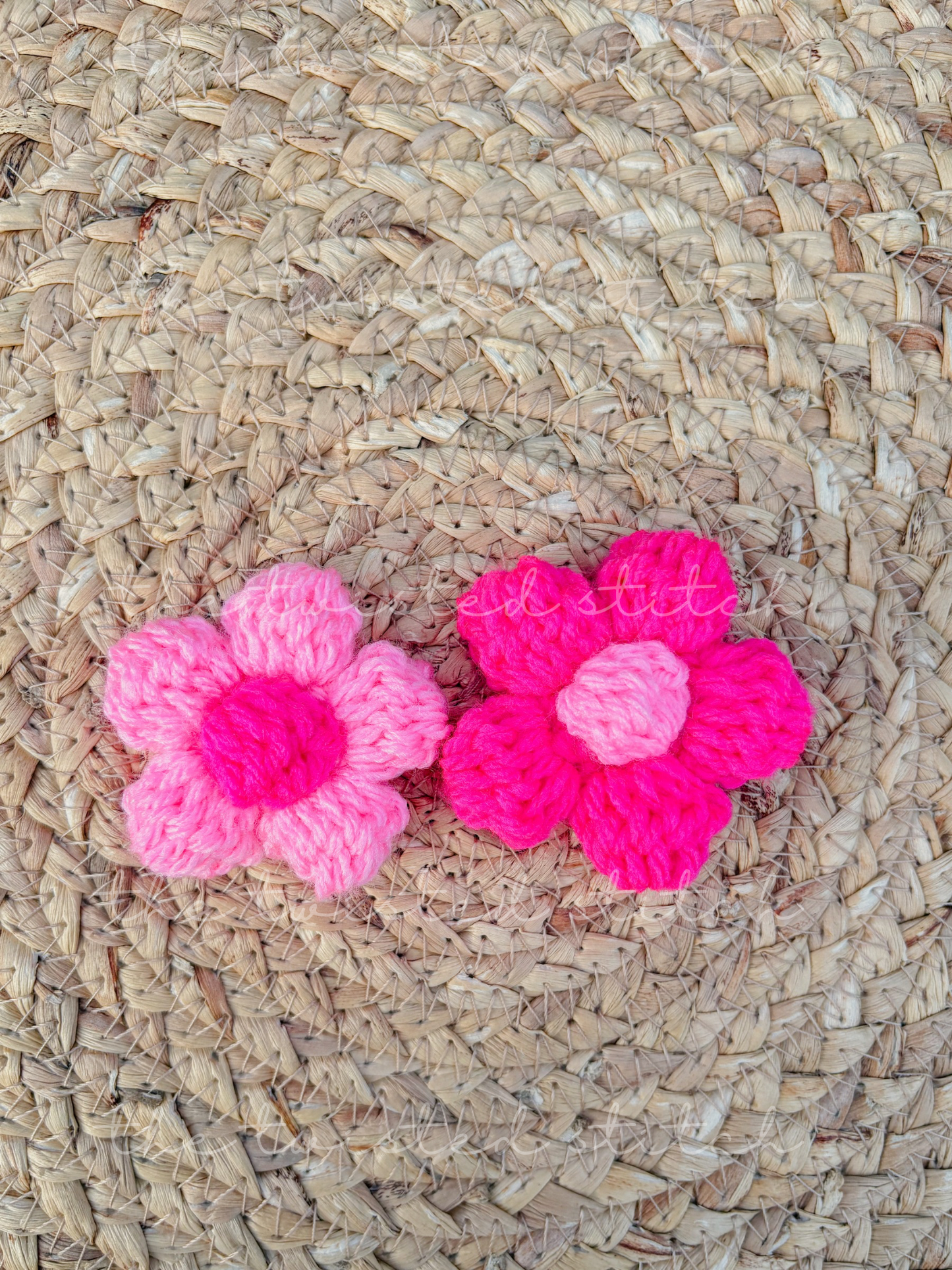 Cotton Candy with Hot Pink Daisy Clips - Mix & Match