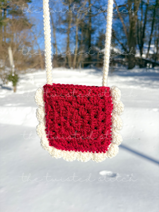 Cranberry + Ivory Granny Square Scalloped Purse